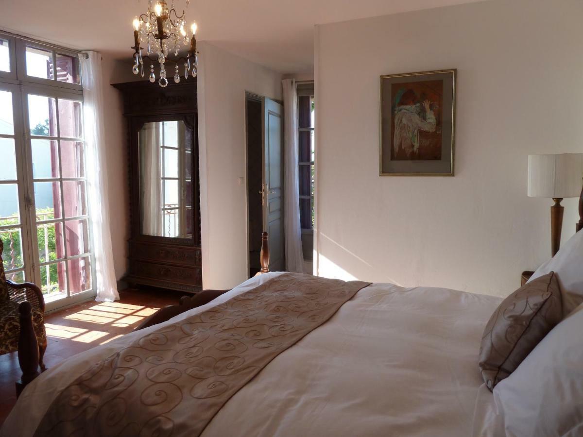 Maison Butterfly Bed & Breakfast Puissalicon ภายนอก รูปภาพ