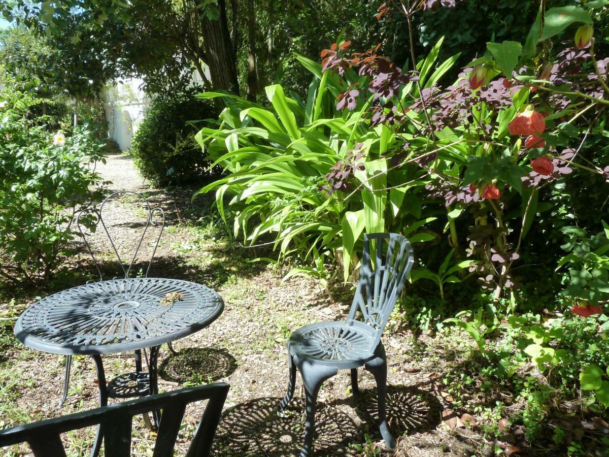 Maison Butterfly Bed & Breakfast Puissalicon ภายนอก รูปภาพ